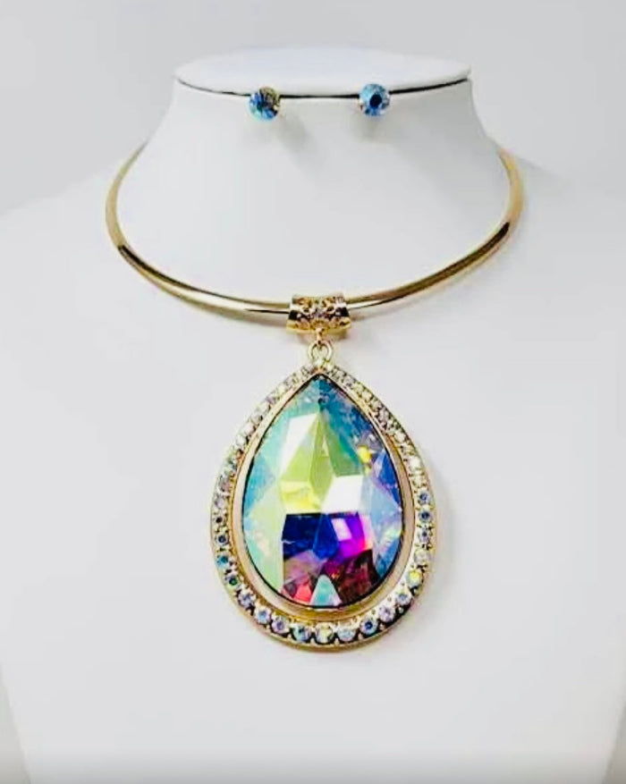 Oversized Border Rhinestone Choker