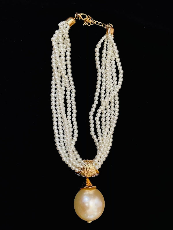 Multi Pearl Necklace