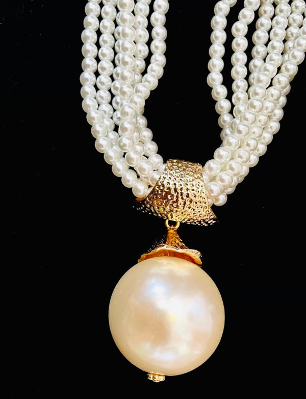 Multi Pearl Necklace