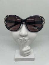 Load image into Gallery viewer, Silver Flower Sunglasses