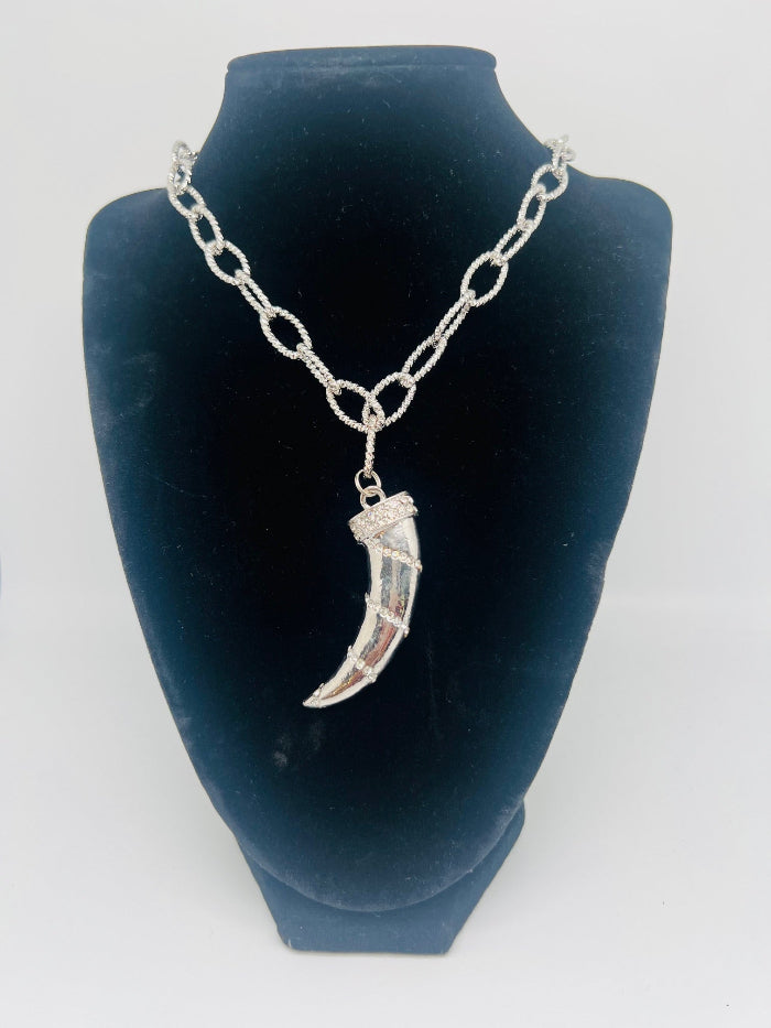 Silver Tooth w/ Silver Chain