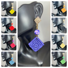 Load image into Gallery viewer, Braided Style Earrings