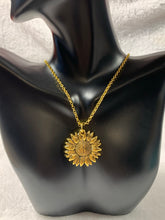 Load image into Gallery viewer, Sunflower Locket Necklace