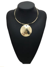 Load image into Gallery viewer, Maxi Circle Choker Necklace