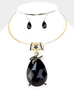 Oversize Teardrop Choker Necklace