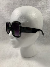 Load image into Gallery viewer, Rhinestone Square Sunglasses